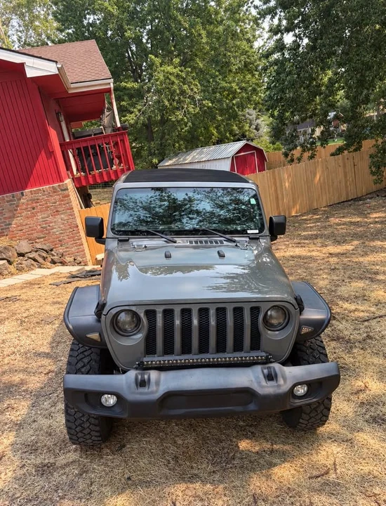 2019 Jeep JL Wrangler - Image 3 of 8