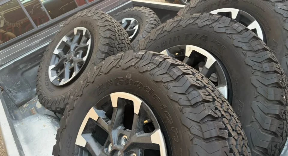 2019 Jeep JL Wrangler - Image 7 of 8