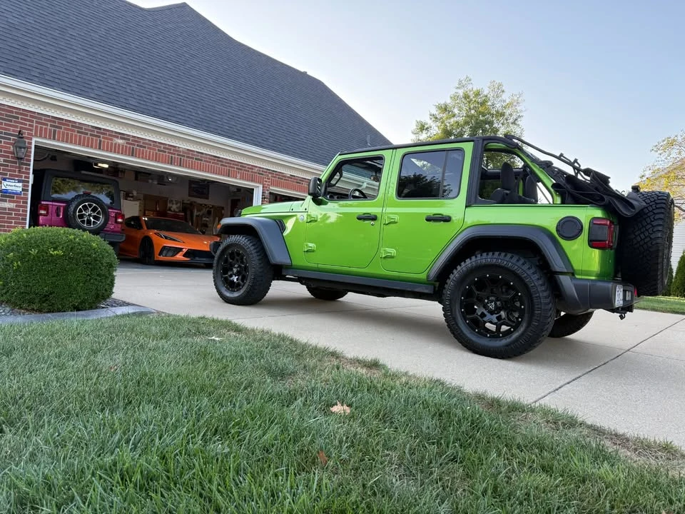 2019 Jeep JL Wrangler - Image 7 of 10