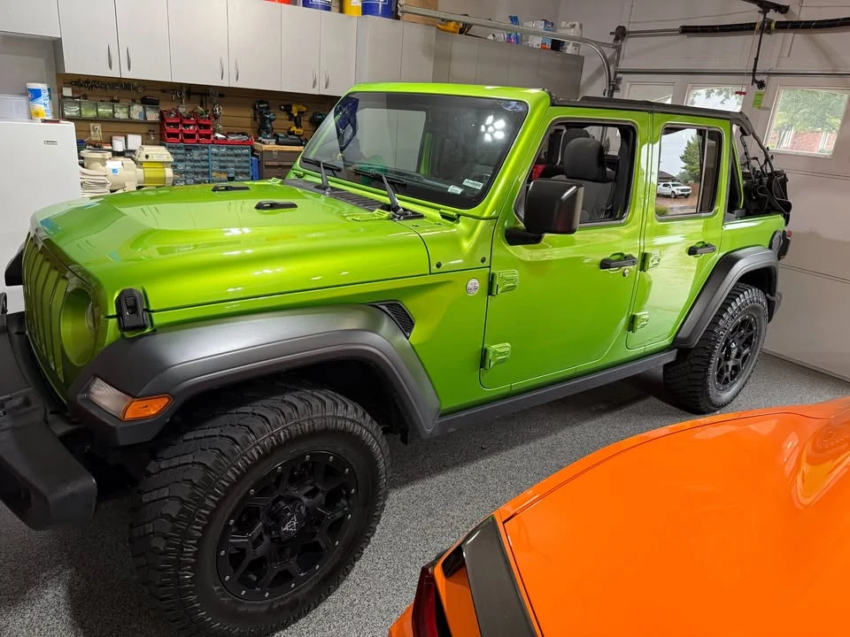 2019 Jeep JL Wrangler - Image 3 of 10