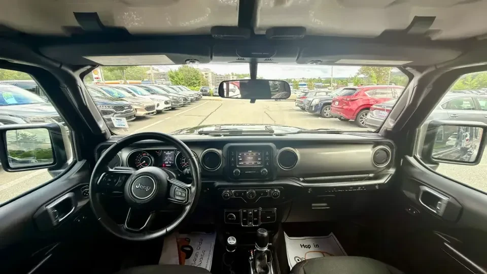 2019 Jeep JL Wrangler - Image 10 of 16