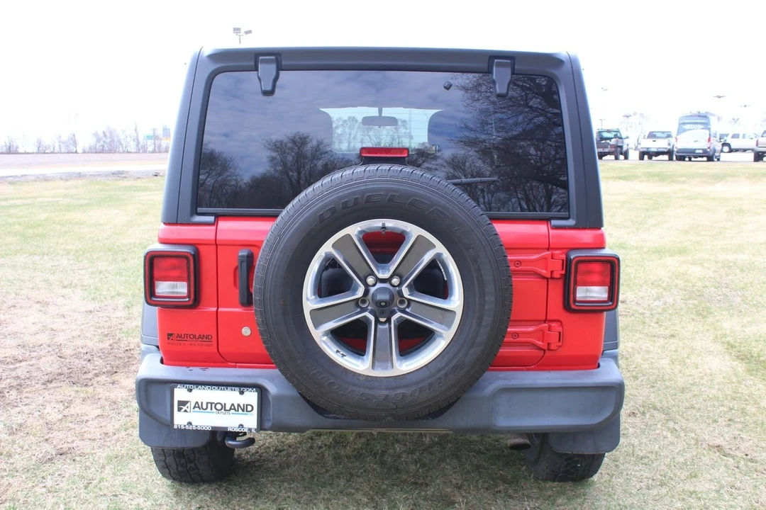 2019 Jeep JL Wrangler - Image 4 of 12