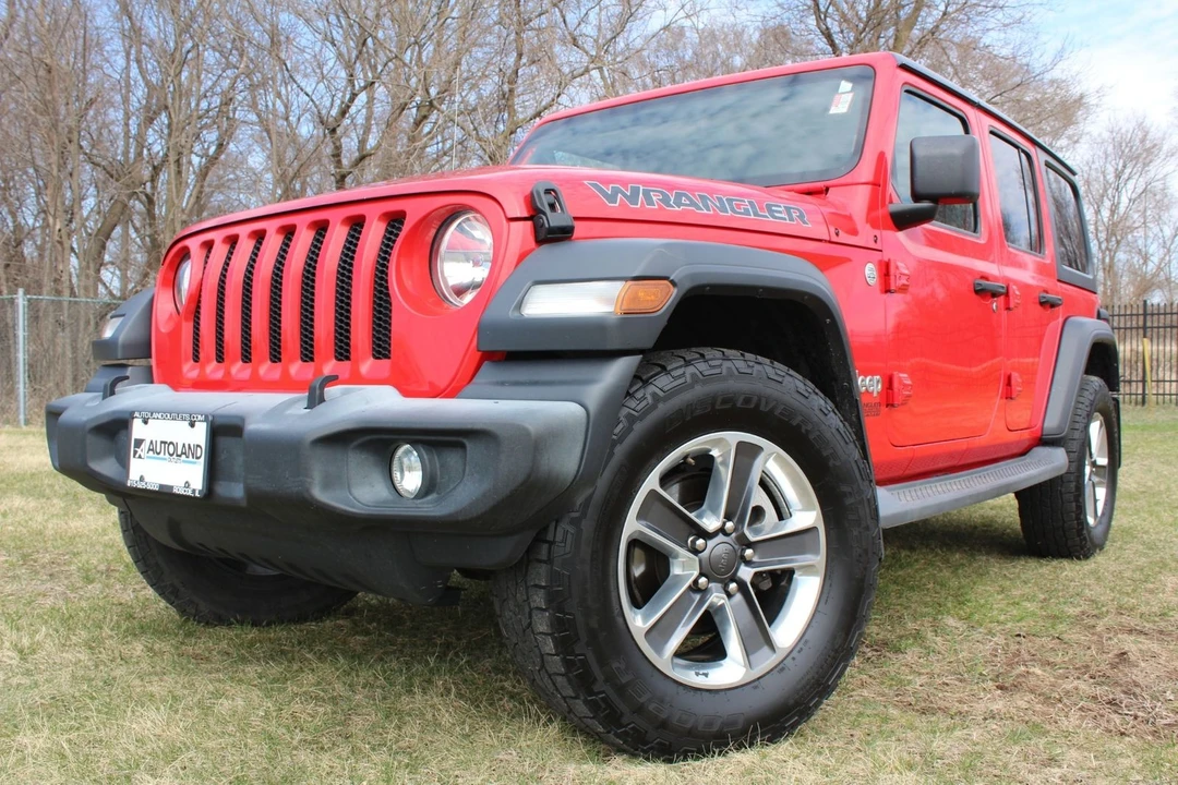 2019 Jeep JL Wrangler - Image 11 of 12