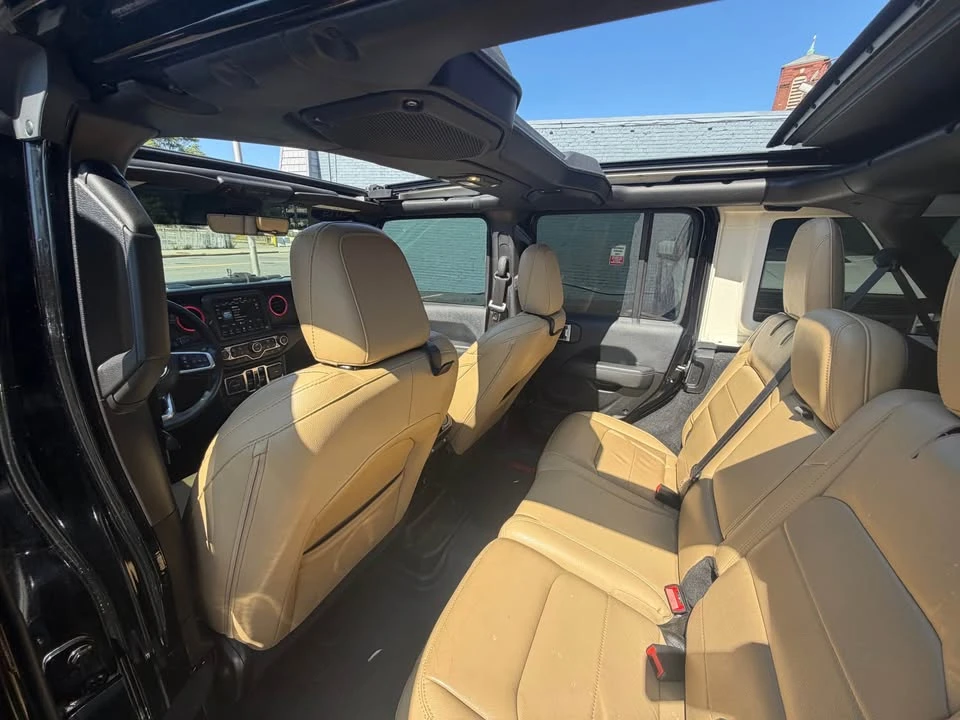 2019 Jeep JL Wrangler - Image 11 of 20