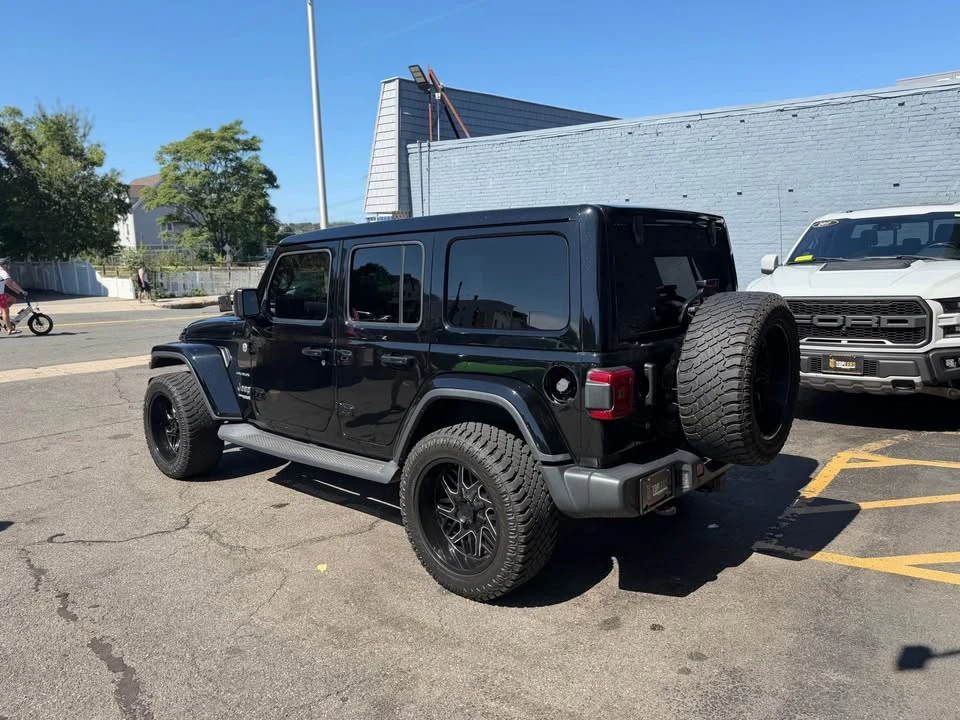 2019 Jeep JL Wrangler - Image 2 of 20