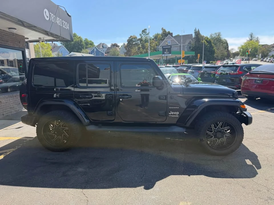 2019 Jeep JL Wrangler - Image 5 of 20