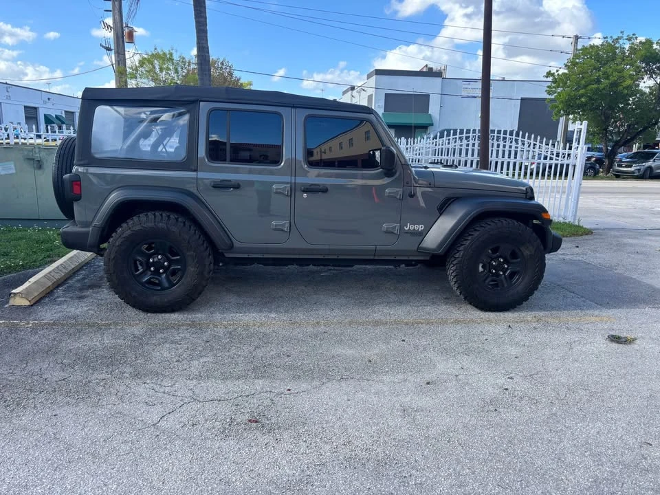 2019 Jeep JL Wrangler - Image 5 of 8