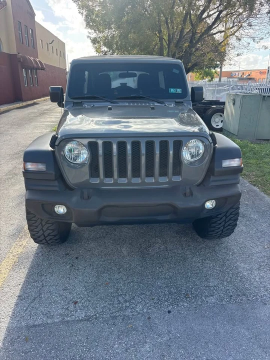 2019 Jeep JL Wrangler - Image 7 of 8