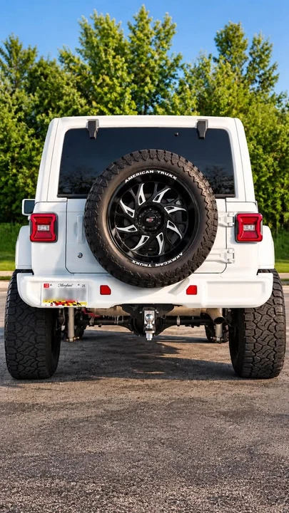 2019 Jeep JL Wrangler - Image 5 of 6