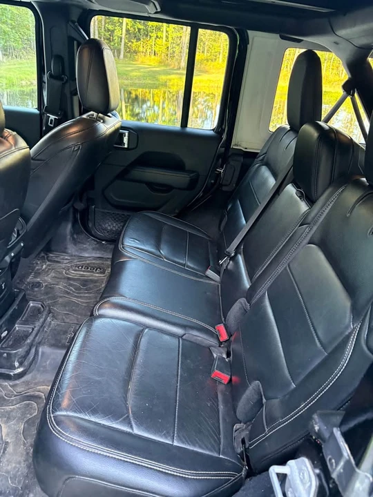 2019 Jeep JL Wrangler - Image 6 of 11