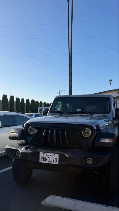 2019 Jeep JL Wrangler - Image 4 of 15