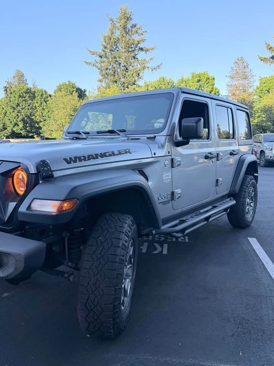 2019 Jeep JL Wrangler - Image 13 of 15