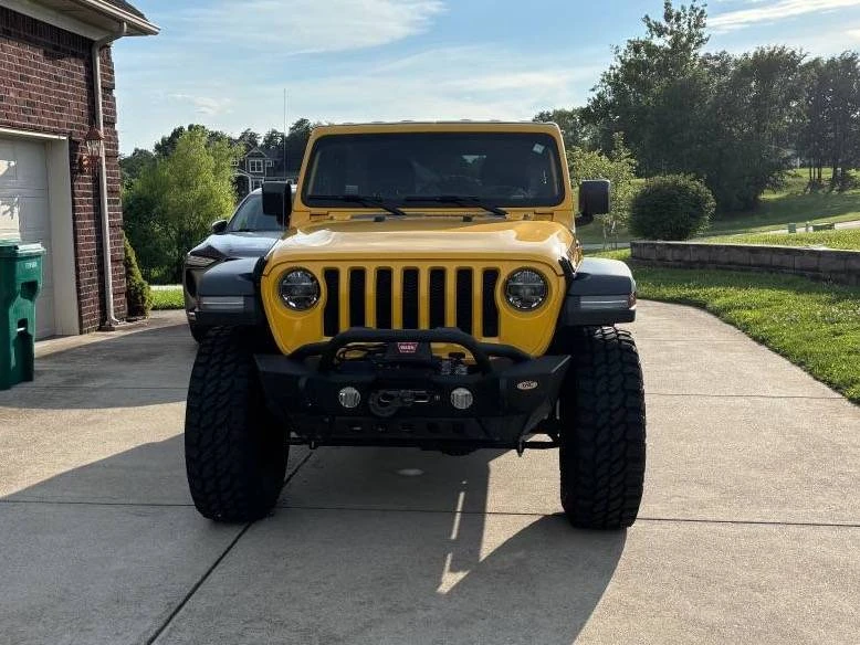 2019 Jeep JL Wrangler - Image 2 of 15