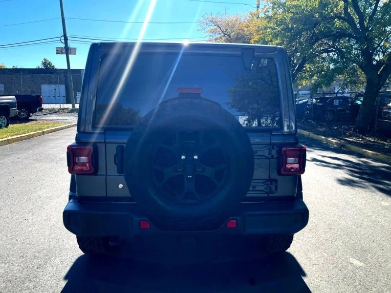 2019 Jeep JL Wrangler - Image 4 of 12