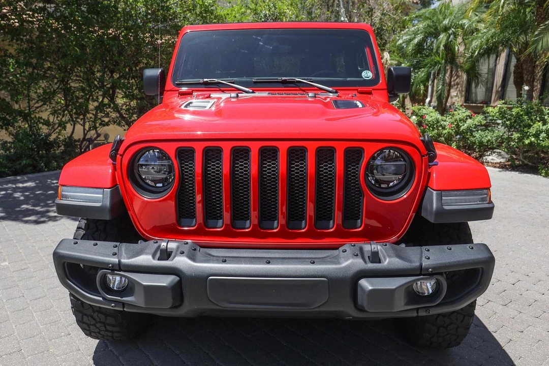 2019 Jeep JL Wrangler - Image 2 of 31