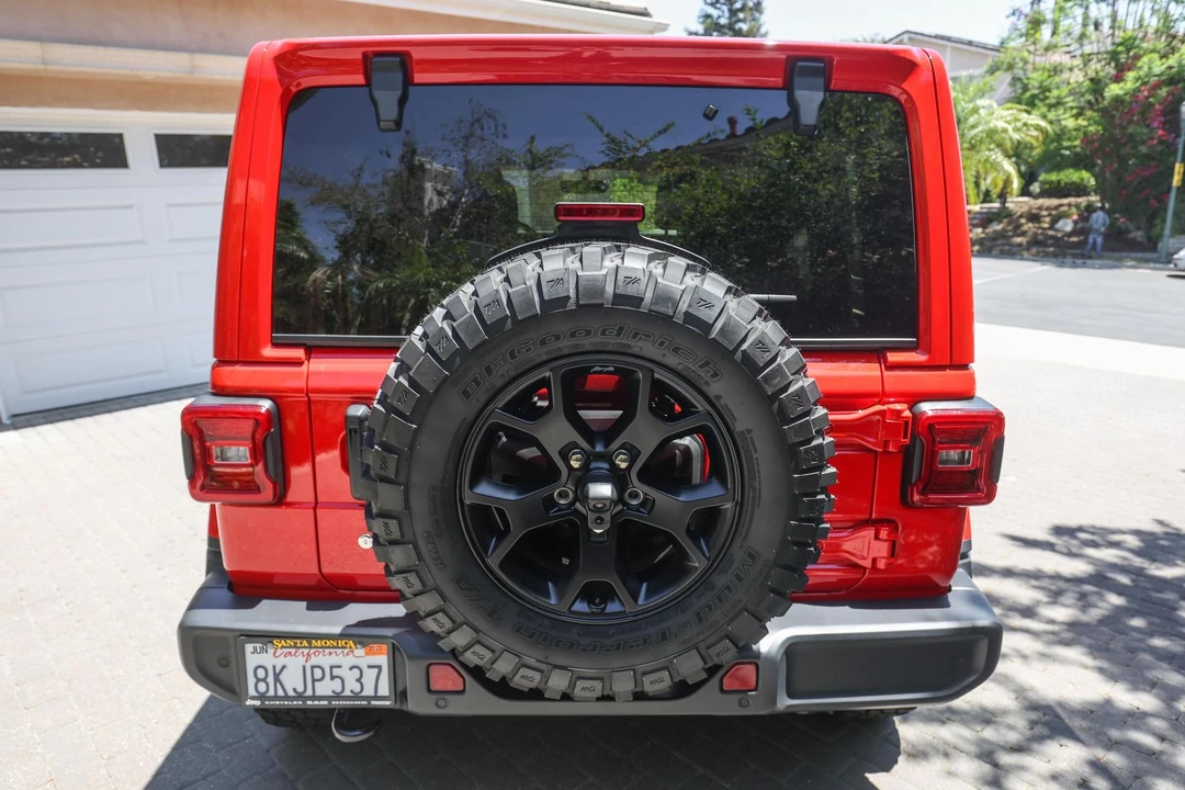 2019 Jeep JL Wrangler - Image 5 of 31