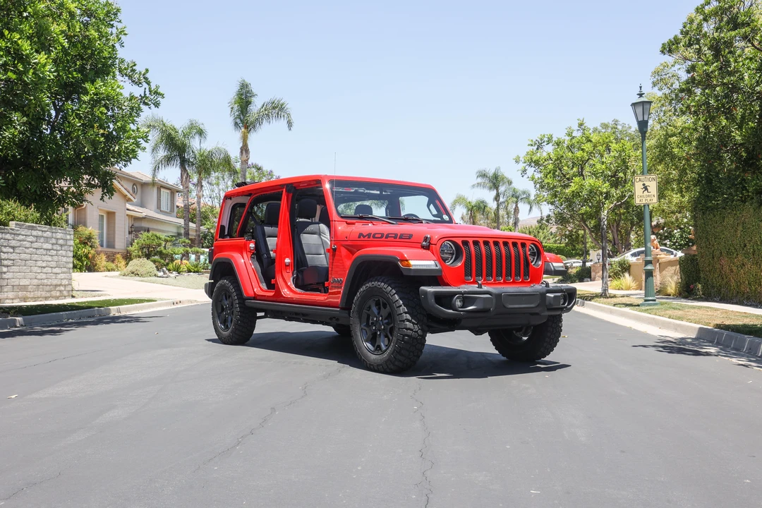 2019 Jeep JL Wrangler - Image 17 of 31