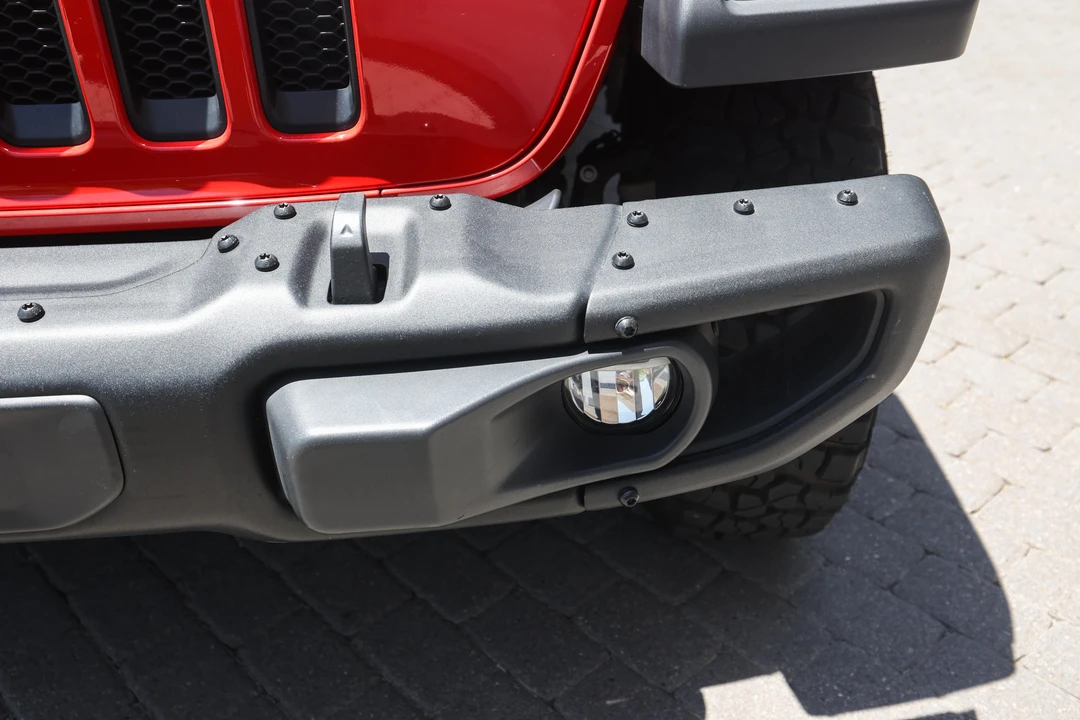 2019 Jeep JL Wrangler - Image 24 of 31