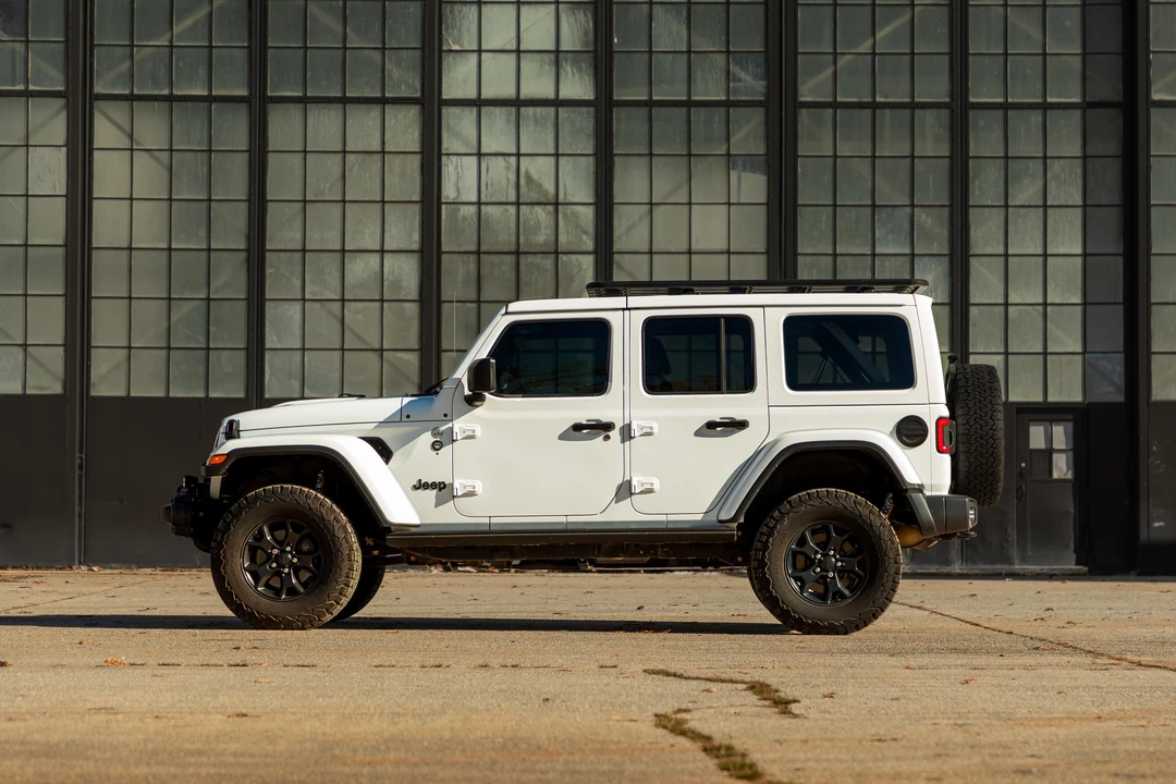 2019 Jeep JL Wrangler - Image 8 of 31