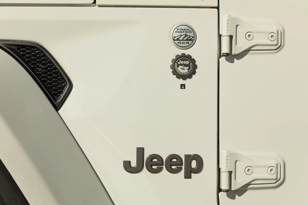 2019 Jeep JL Wrangler - Image 27 of 31