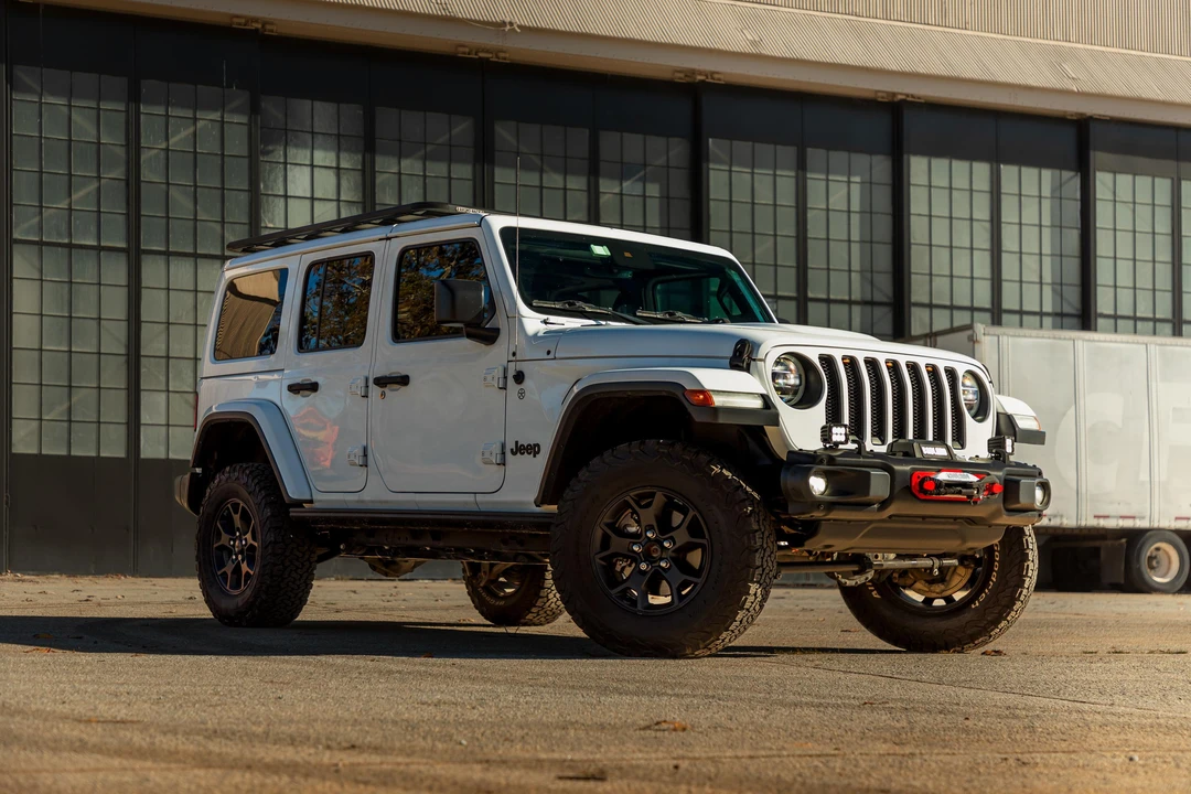 2019 Jeep JL Wrangler - Image 13 of 31