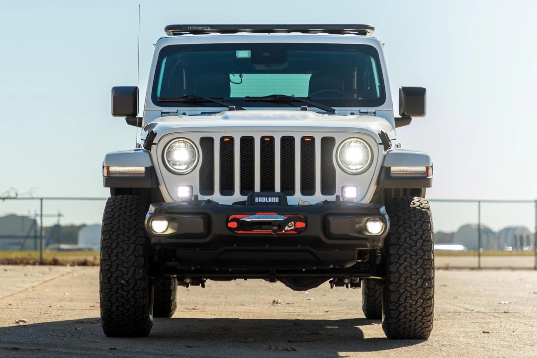 2019 Jeep JL Wrangler - Image 2 of 31