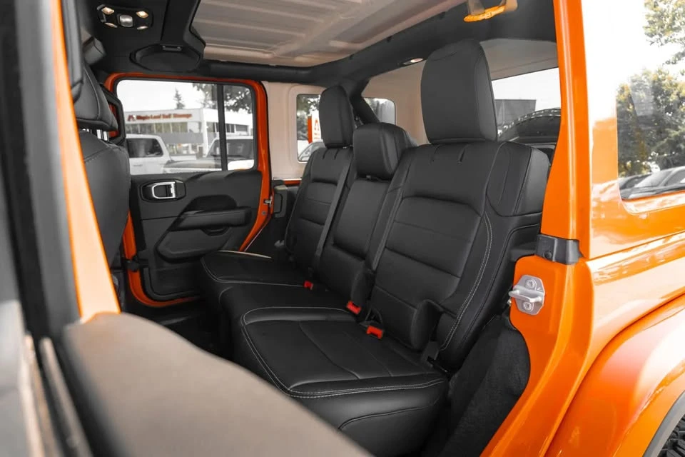 2019 Jeep JL Wrangler - Image 7 of 16