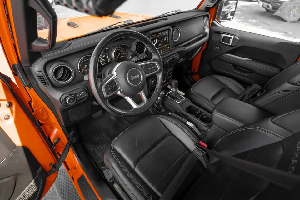 2019 Jeep JL Wrangler - Image 6 of 16