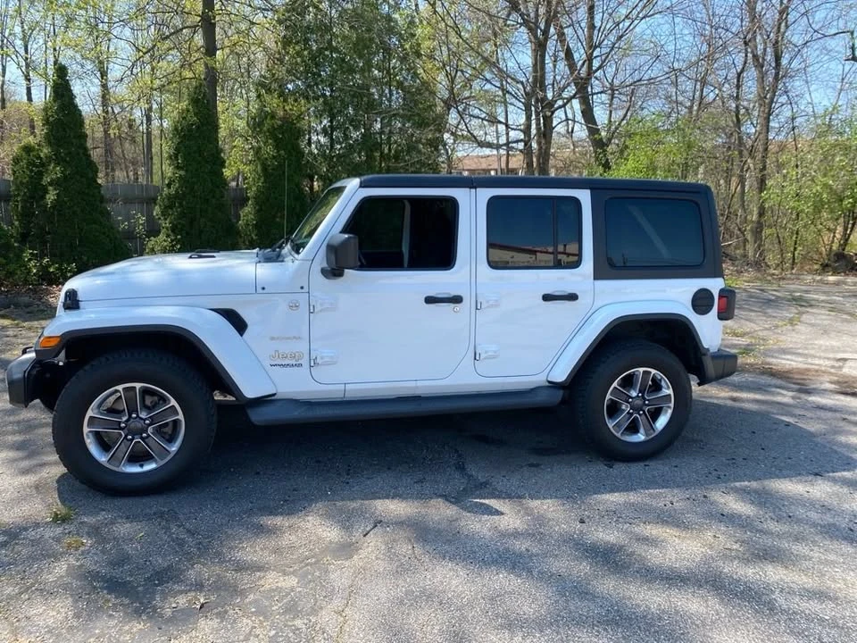 2019 Jeep JL Wrangler - Image 2 of 20