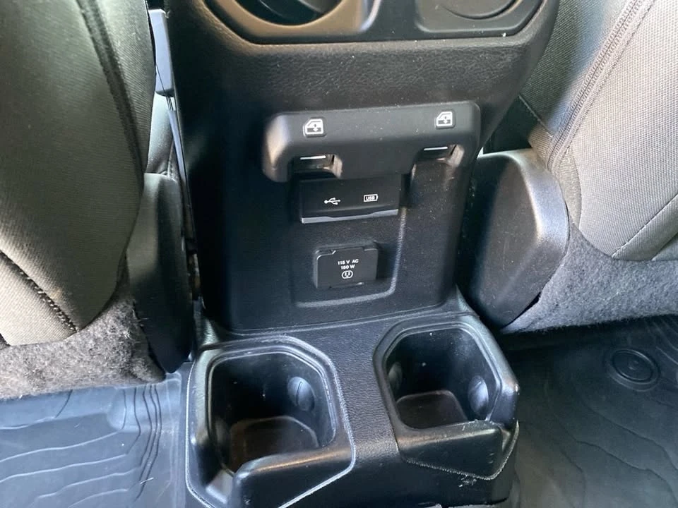 2019 Jeep JL Wrangler - Image 18 of 20