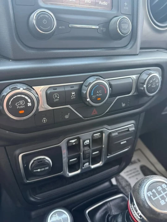 2019 Jeep JL Wrangler - Image 20 of 20