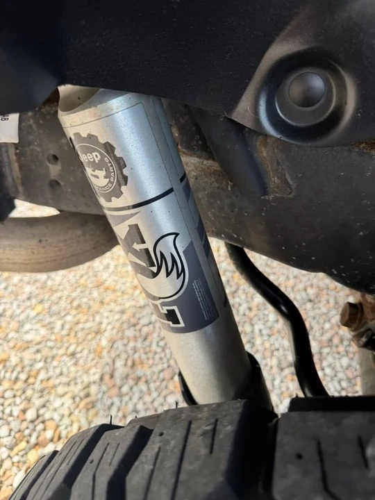 2019 Jeep JL Wrangler - Image 15 of 20
