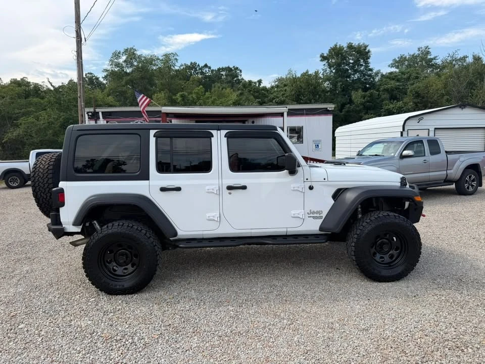 2019 Jeep JL Wrangler - Image 4 of 20
