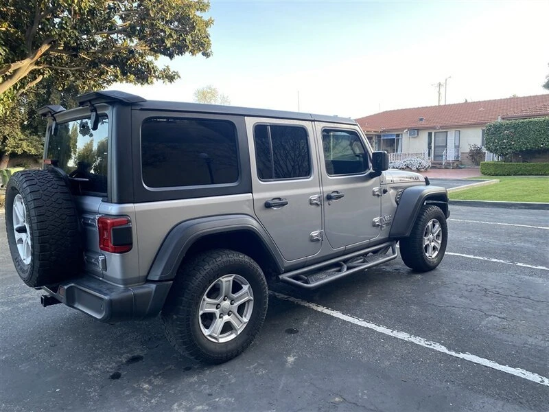 2019 Jeep JL Wrangler - Image 16 of 20
