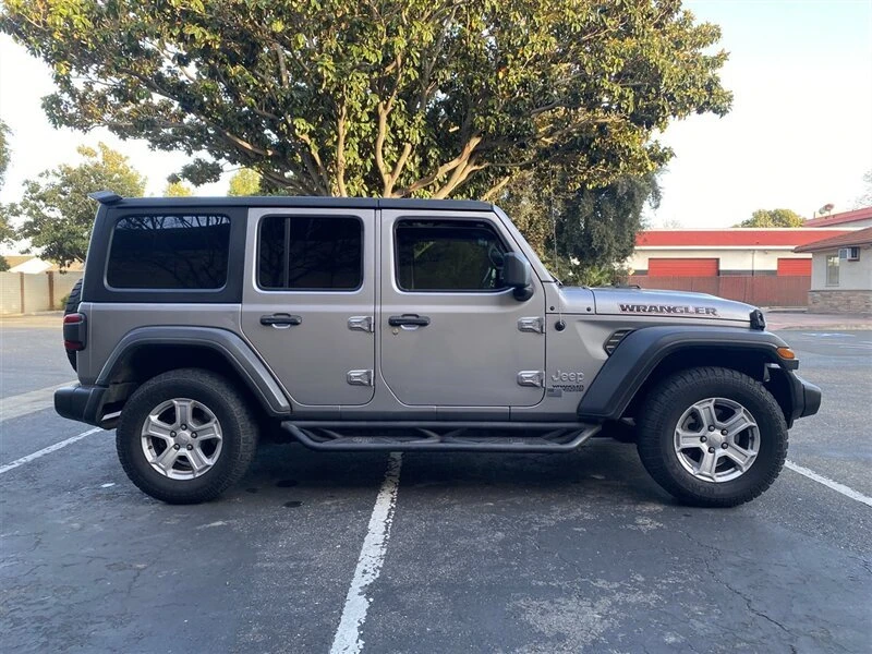 2019 Jeep JL Wrangler - Image 10 of 20