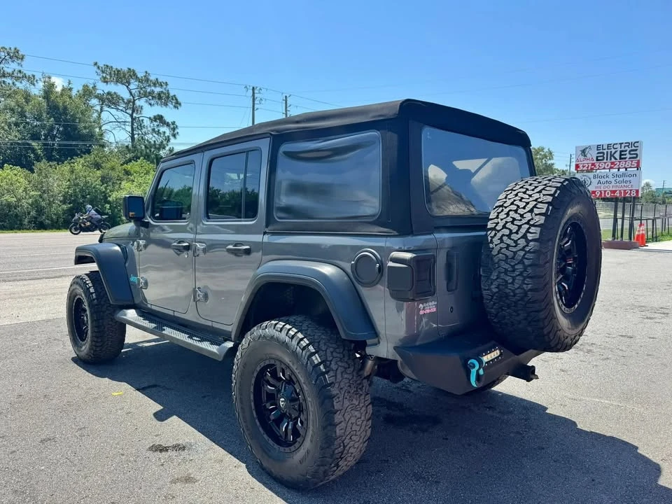 2019 Jeep JL Wrangler - Image 8 of 15