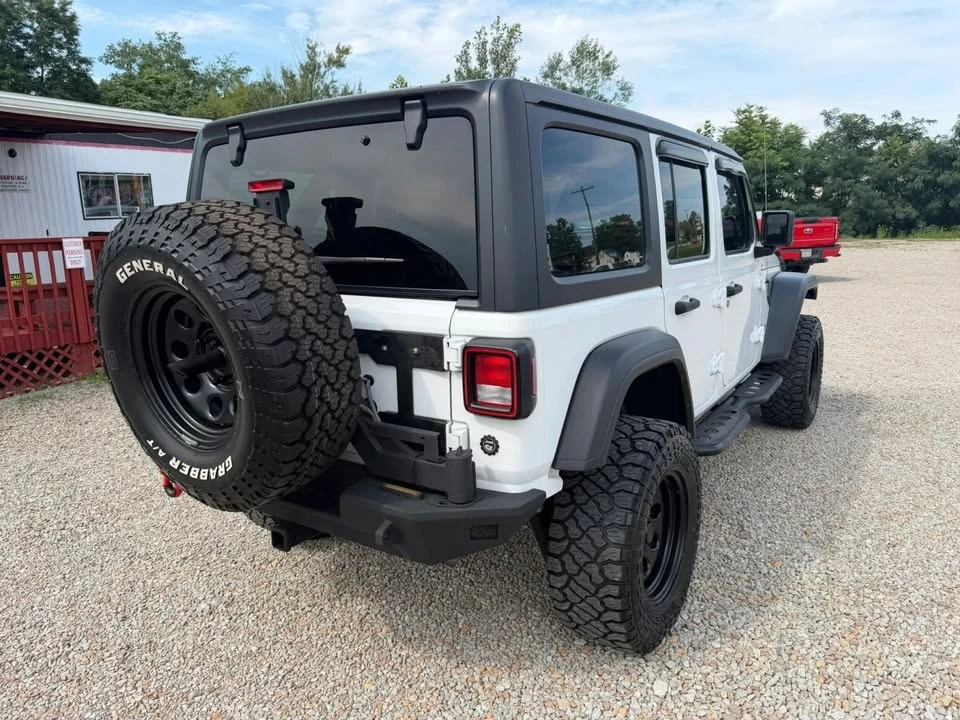2019 Jeep JL Wrangler - Image 5 of 20
