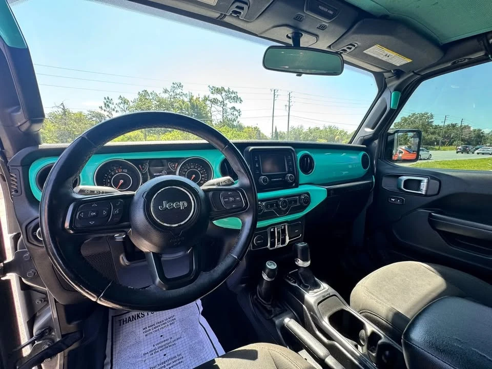2019 Jeep JL Wrangler - Image 14 of 15