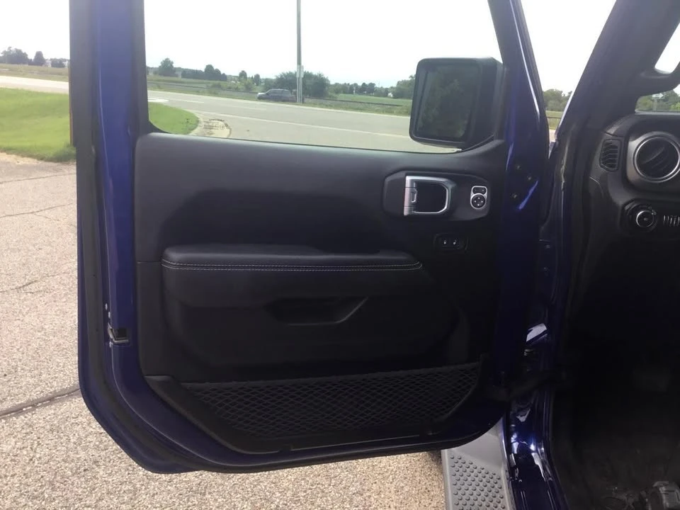 2019 Jeep JL Wrangler - Image 13 of 20