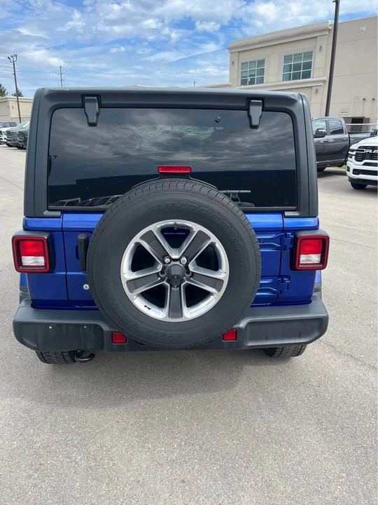 2019 Jeep JL Wrangler - Image 4 of 9