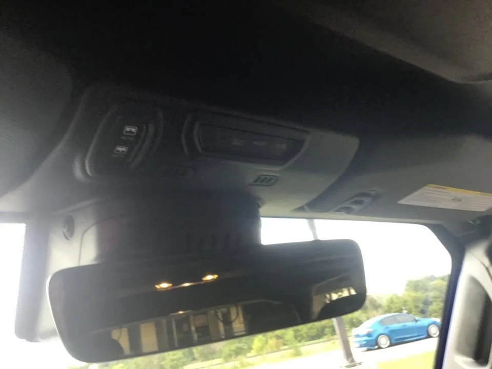 2019 Jeep JL Wrangler - Image 18 of 20