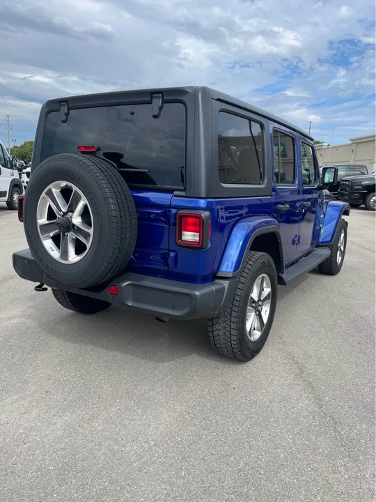2019 Jeep JL Wrangler - Image 3 of 9
