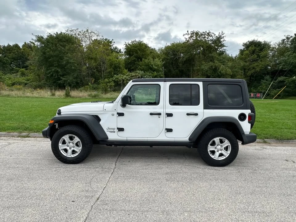 2019 Jeep JL Wrangler - Image 4 of 20