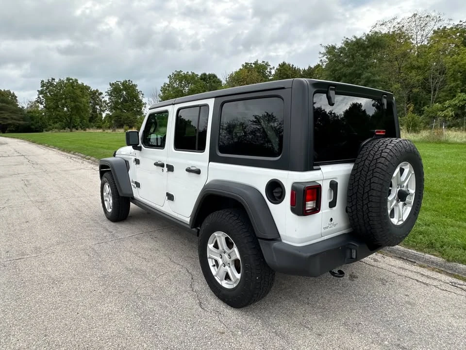 2019 Jeep JL Wrangler - Image 6 of 20