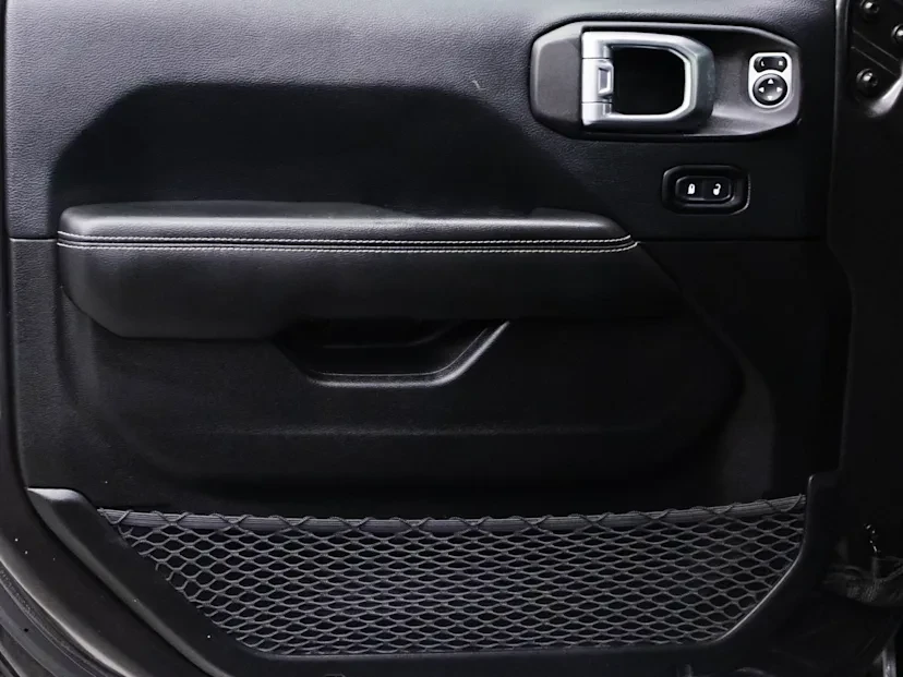 2019 Jeep JL Wrangler - Image 10 of 18