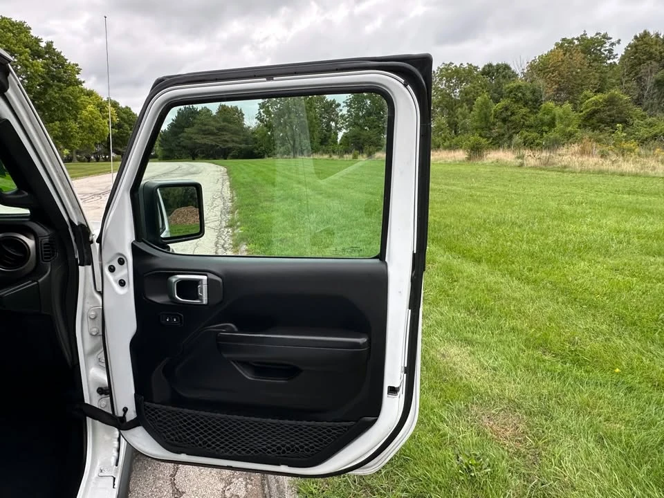 2019 Jeep JL Wrangler - Image 12 of 20