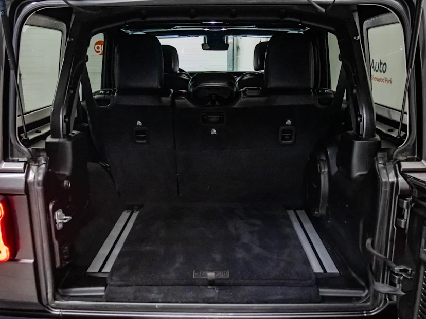 2019 Jeep JL Wrangler - Image 9 of 18