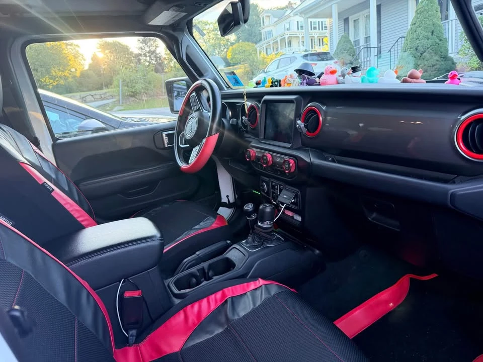 2019 Jeep JL Wrangler - Image 5 of 8