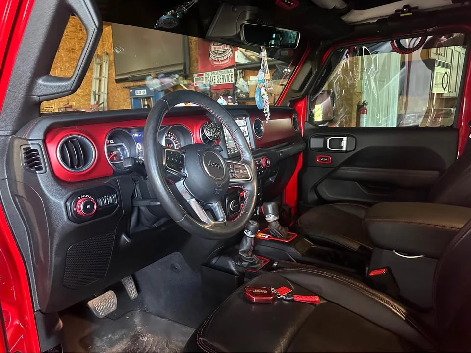 2019 Jeep JL Wrangler - Image 8 of 14