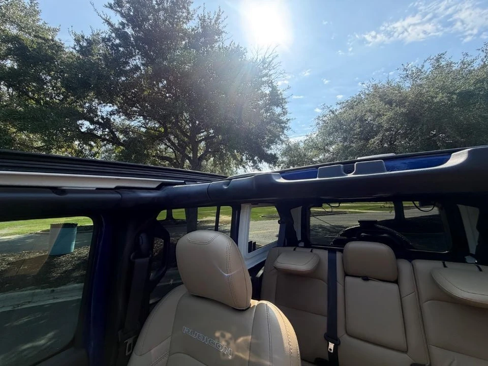 2019 Jeep JL Wrangler - Image 28 of 31